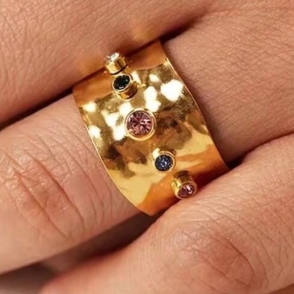 Luxe 18k Gold Plated Cubic Zirconia Adjustable Statement Ring - Picture 3 of 4